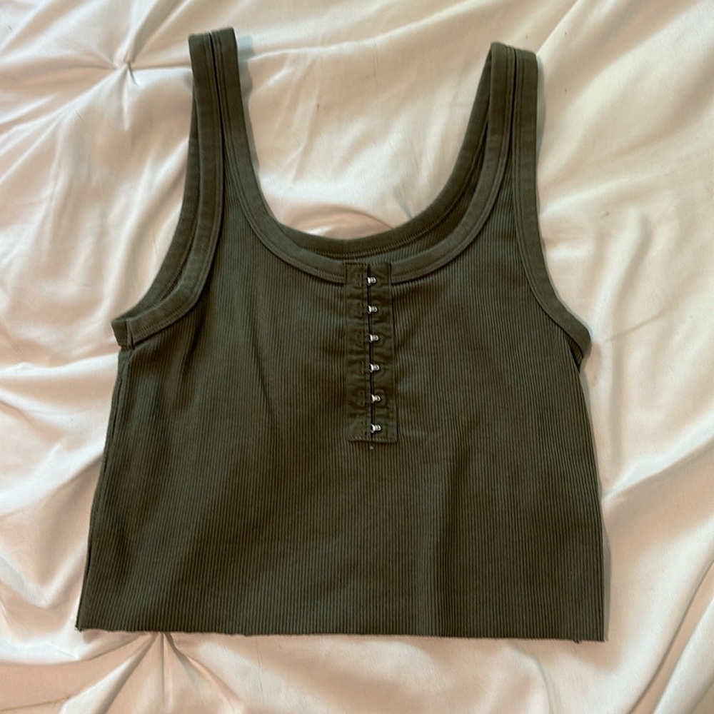 army green cropped aerie tank top